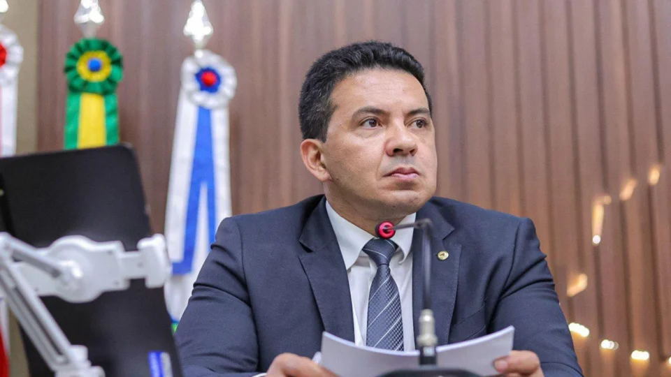 Delegado Péricles reforça defesa da CPI do Asfalto e critica pressão contra investigação