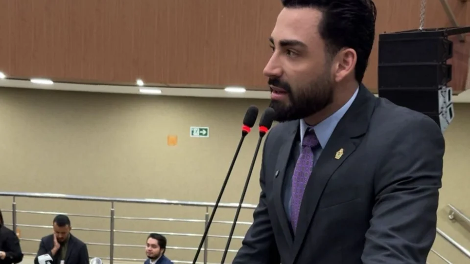 Vereador Eurico Tavares descarta pré-candidatura em 2026 e mantém foco na CMM