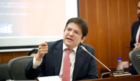 Após 2 meses de atentado, senador colombiano e pré-candidato Miguel Uribe Turbay morre