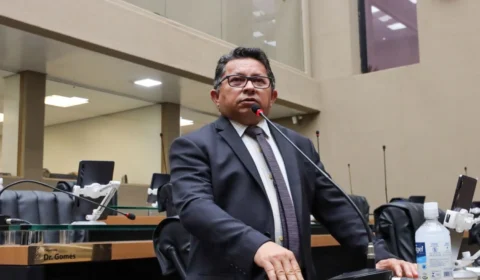 “Regularização fundiária garante segurança jurídica às famílias”, afirma Sinésio Campos