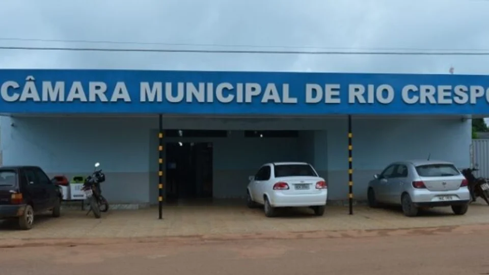 Câmara de Rio Crespo (RO) gasta R$ 155 mil em diárias em apenas 7 meses de legislatura