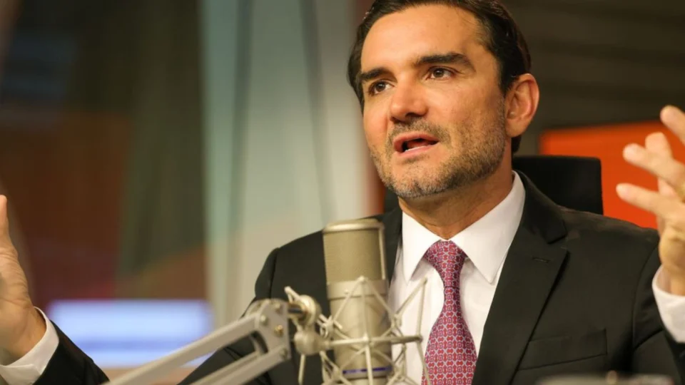 Celso Sabino deixa governo Lula