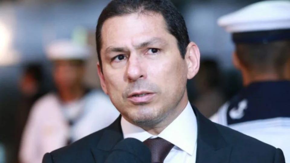 Marcelo Ramos comemora notificação da ANP à REAM e cobra volta do refino