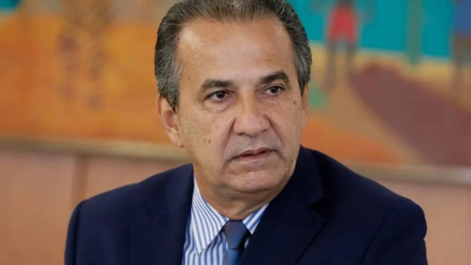 “Constituição foi jogada na lata do lixo”, diz Silas Malafaia sobre papel de Temer na anistia