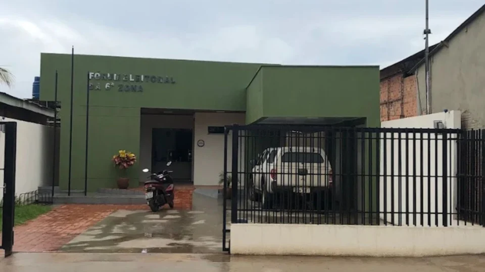 Justiça Eleitoral cassa cinco vereadores e prefeito do Acre fica inelegível por fraude de gênero