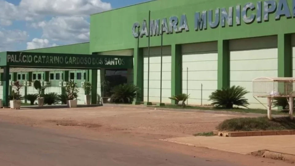 Câmara de Cacoal (RO) gasta quase R$ 1 milhão em diárias em apenas sete meses