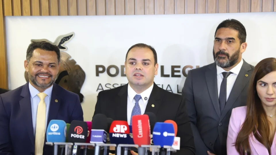 Concurso da ALEAM terá 100 vagas e inscrições começam dia 10 de setembro