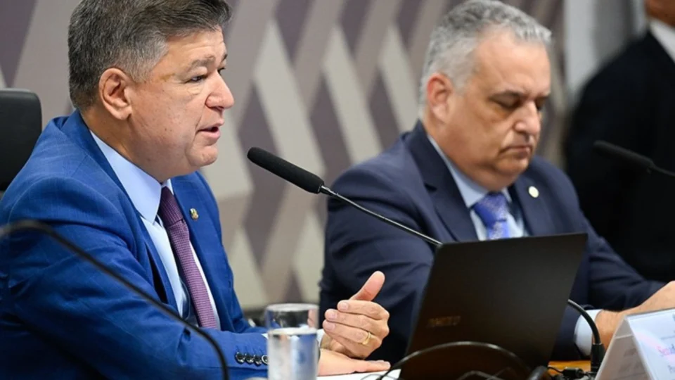 CPMI do INSS pede prisão preventiva de 21 envolvidos em fraude bilionária contra aposentados