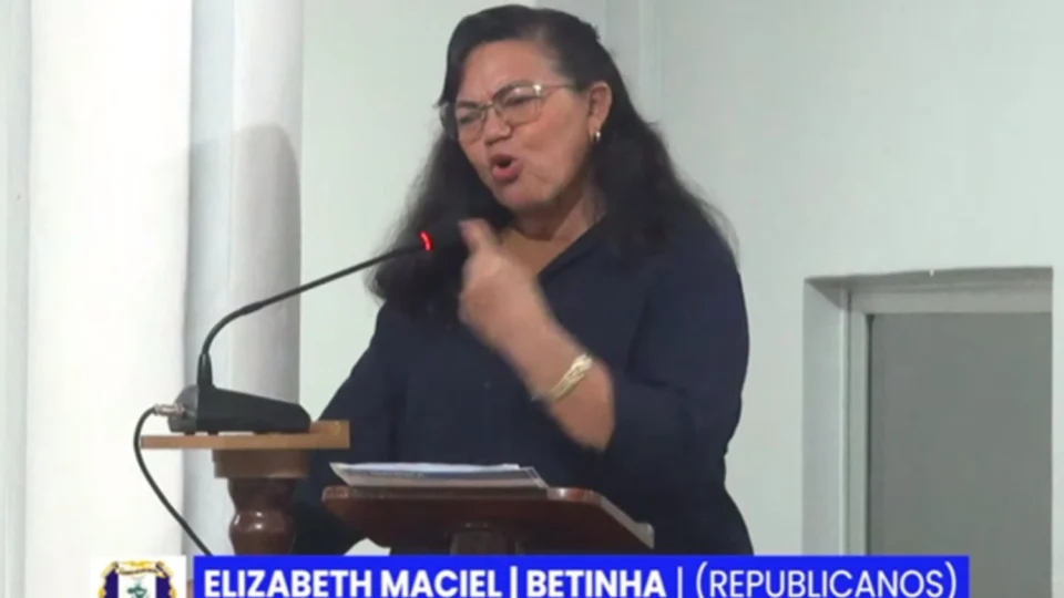 Vereadora Betinha causa polêmica ao declarar ser “a favor da violência contra mulher” em Borba