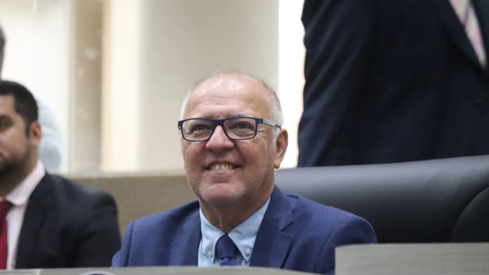 Atividades de beleza são reconhecidas como essenciais em Manaus por meio de lei aprovada na CMM