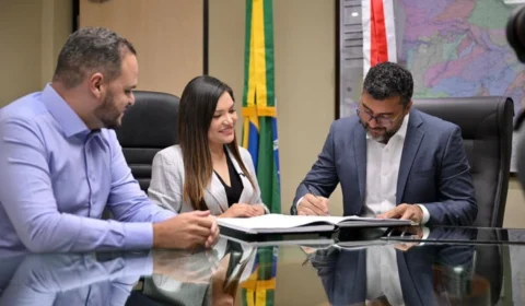 Joana Darc assume oficialmente a Secretaria de Proteção Animal do Amazonas