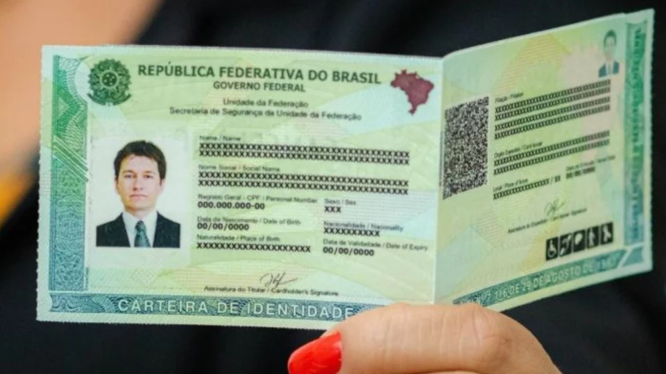 Brasileiros têm até 2032 para trocar o antigo RG pela nova Carteira de Identidade Nacional