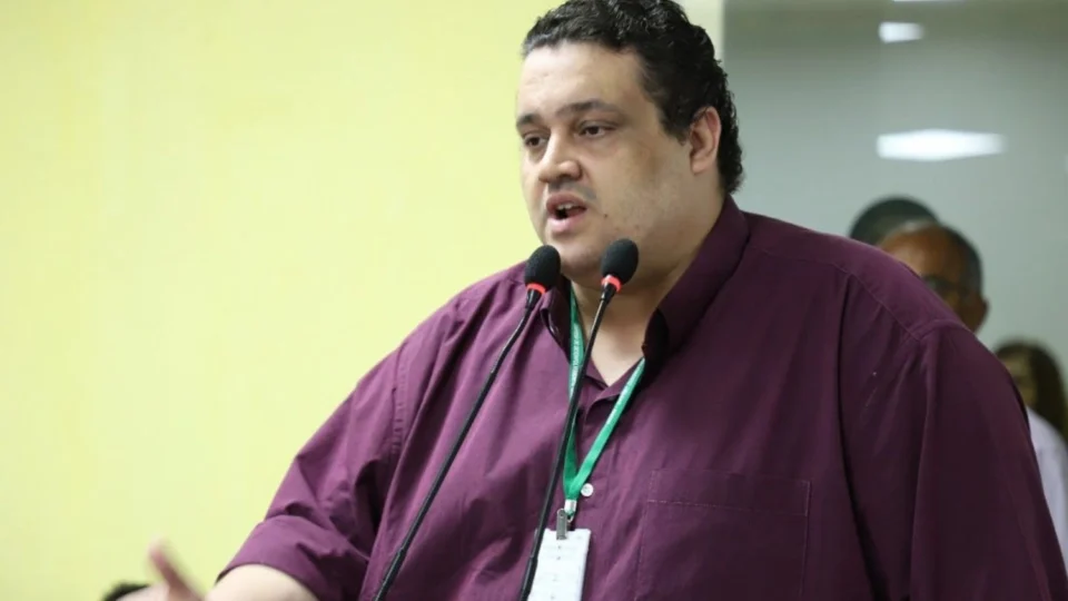 Vereador Thiago Tezzari é investigado por rachadinha e lavagem de dinheiro em Porto Velho (RO)