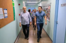 Chuvas danificam parte da FCecon e Delegado Péricles destina R$ 500 mil para reparos urgentes