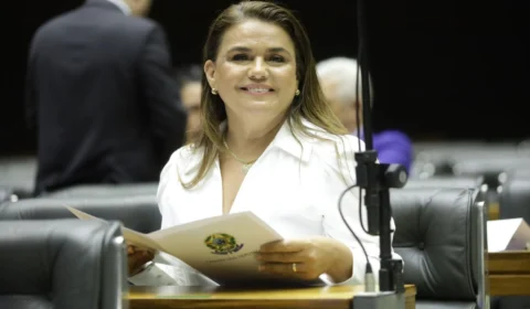 MPE pede inelegibilidade da deputada Helena Lima até 2030 por suposta compra de votos em Roraima