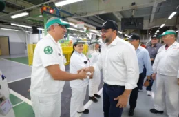 Wilson Lima reforça compromisso com geração de empregos e ZFM durante visita à fábrica da Honda