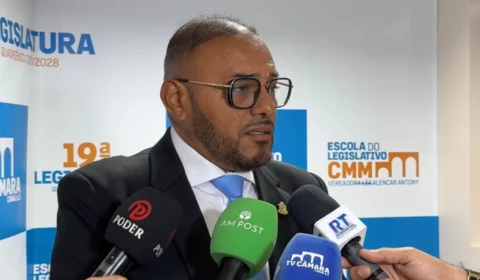 “Professora Jaqueline vai cumprir uma missão”, diz vereador Everton Assis sobre saída para a Aleam