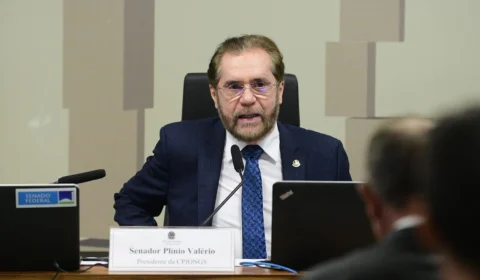 Plínio Valério critica decisão do STJ que mantém uso de explosivos em operações no rio Madeira