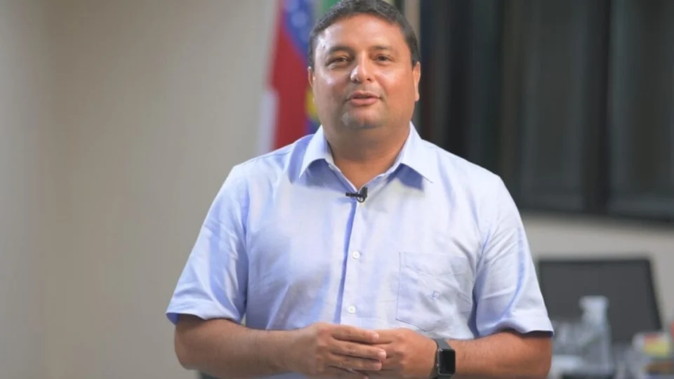 Caio André assume mandato de vereador, mas deve retornar à Secretaria de Cultura nos próximos dias