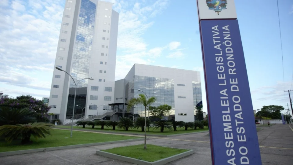 Assembleia de Rondônia se pronuncia após operação “Ouro de Areia” em Porto Velho