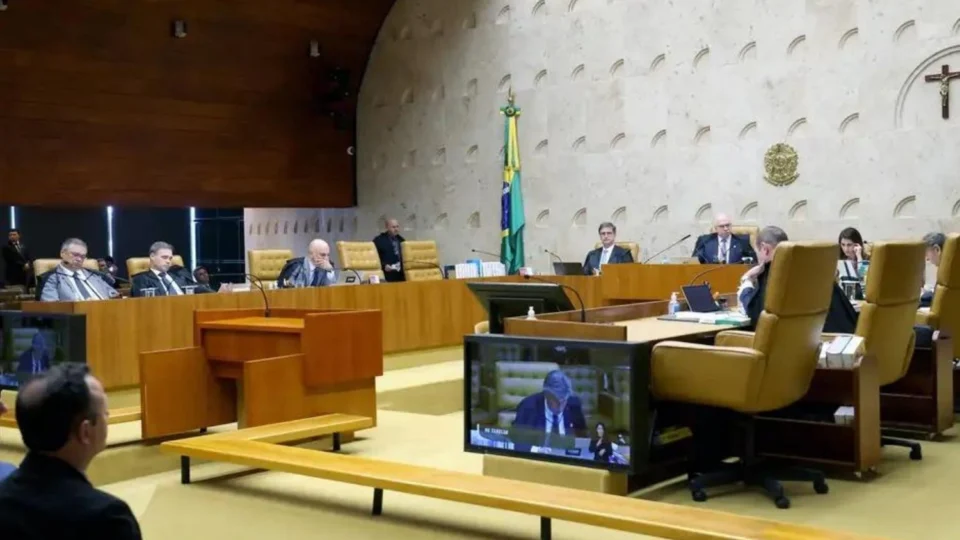 STF forma maioria para manter nomeações de parentes em cargos políticos