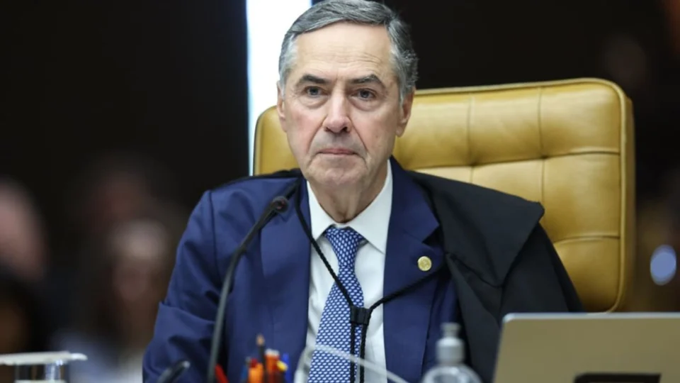 Luís Roberto Barroso anuncia aposentadoria do Supremo Tribunal Federal