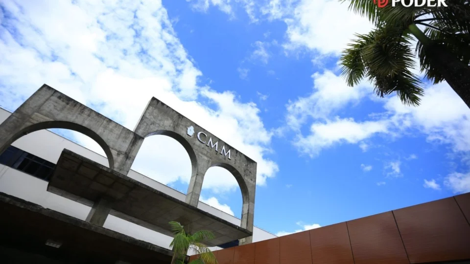 Após críticas, CMM diz que sessões híbridas só ocorrerão em situações excepcionais