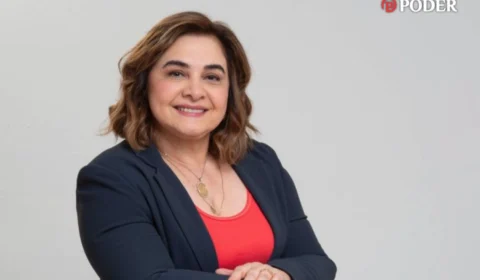 Maria do Carmo vence duas ações movidas por David Almeida na Justiça do Amazonas