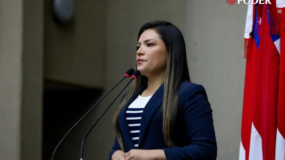 Joana Darc é exonerada da Secretaria de Proteção Animal e Edgar Duarte assume interinamente