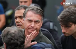 Bolsonaro passa por audiência de custódia neste domingo