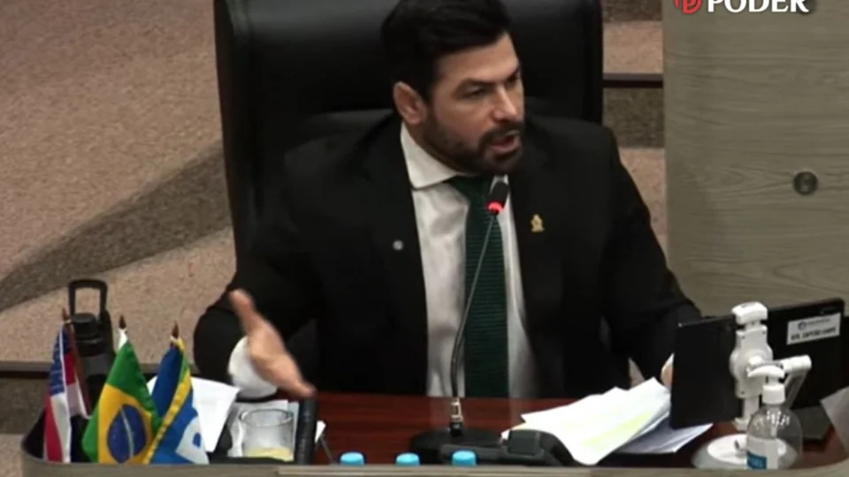 Capitão Carpê diz que população está put* e critica falta de transparência nas contas da Prefeitura