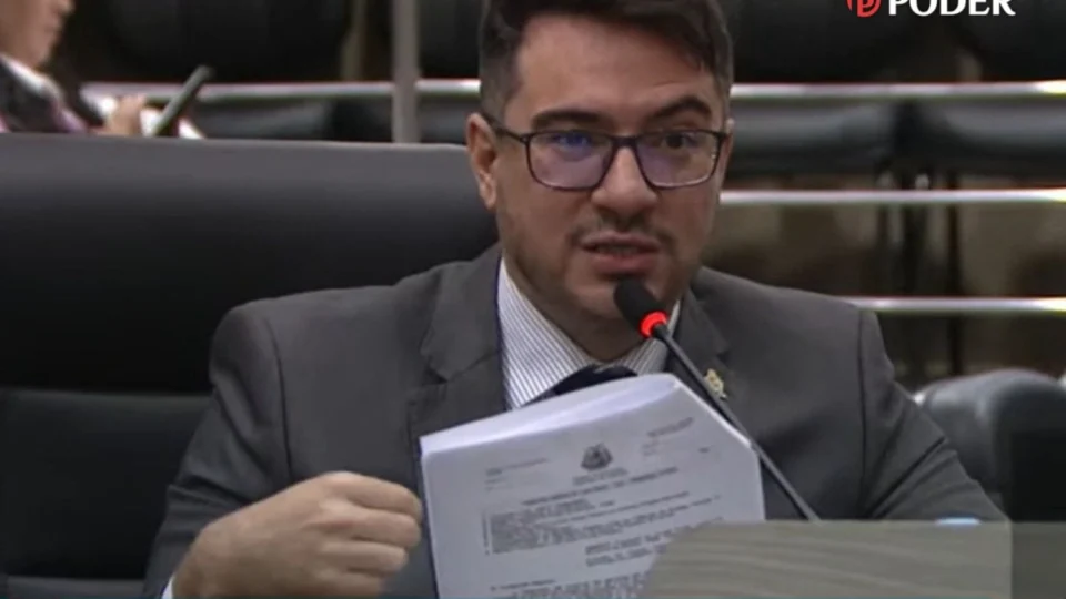 Rodrigo Guedes critica aumento de gastos com publicidade e vota contra aprovação das contas da PMM