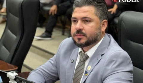 “Agora todo mundo é macho”: Amauri Gomes sai em defesa de Rodrigo Guedes durante debate na CMM