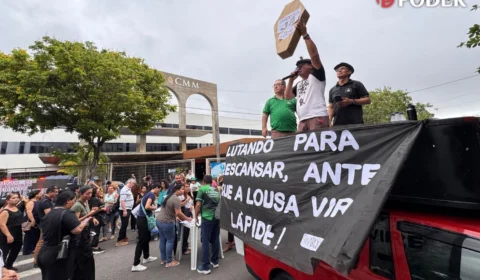 Professores de Manaus entram em greve contra ‘PL da Morte’ enviado por David Almeida à CMM