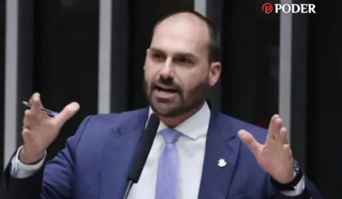 STF forma maioria para tornar Eduardo Bolsonaro réu por suposta coação contra a Corte