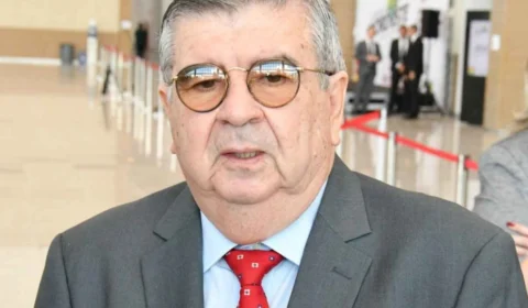 Ex-governador da Paraíba Roberto Paulino pode deixar o MDB após apoio do partido a Veneziano