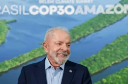 Lula comete gafe e diz que COP30 acontece no Amazonas durante discurso em Belém