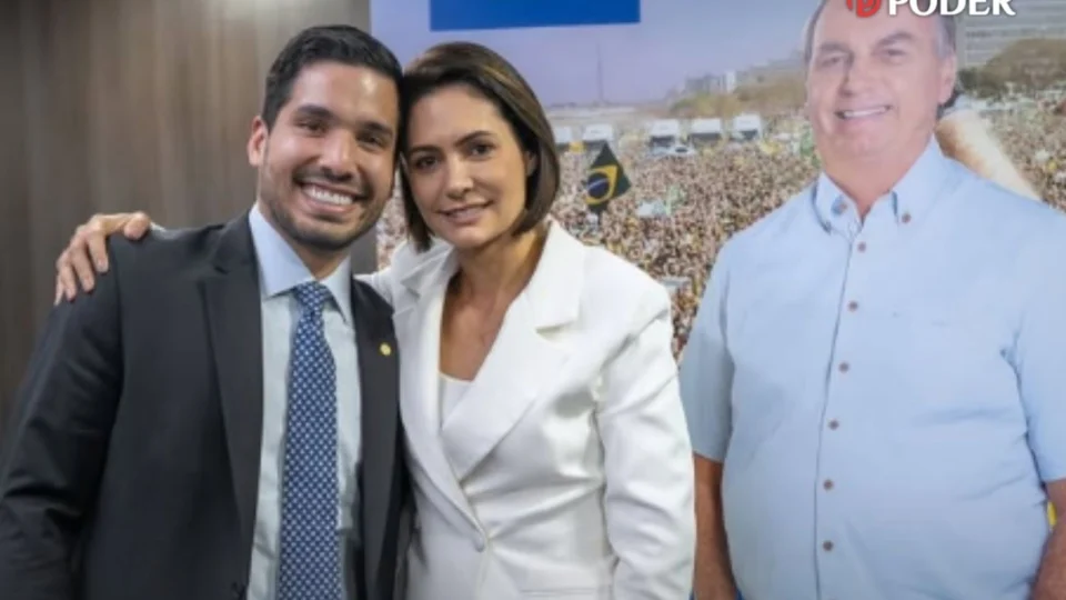 PL suspende negociações sobre apoio a Ciro Gomes em 2026 após críticas de Michelle Bolsonaro