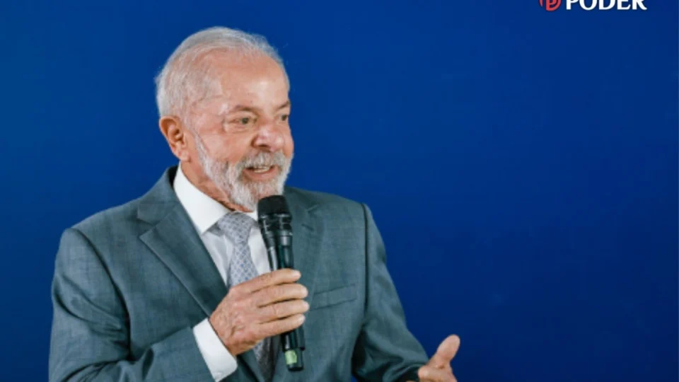 Lula assina indulto de Natal e mantém fora condenados pelos atos de 8 de janeiro