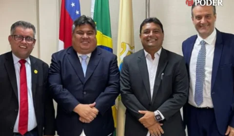 Caio André reassume mandato de vereador na CMM e celebra retorno