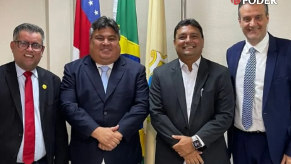 Caio André reassume mandato de vereador na CMM e celebra retorno