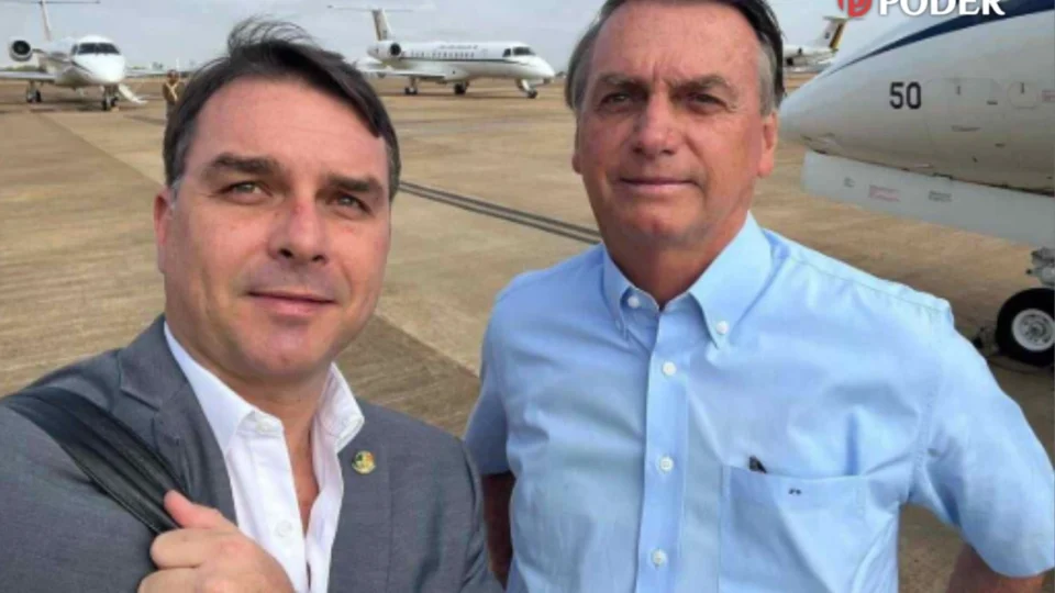 Bolsonaro escolhe Flávio como candidato à Presidência em 2026