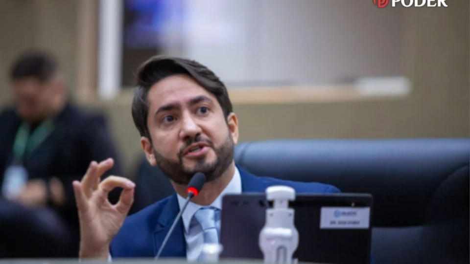 Diego Afonso solicita que Amauri Gomes assuma vaga após nova licença de Caio André na CMM