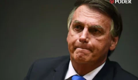 Defesa de Bolsonaro pede cirurgia urgente e prisão domiciliar humanitária ao STF