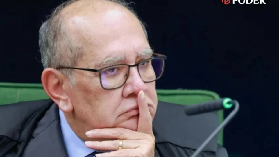 Gilmar Mendes recua após pressão do Senado e suspende mudança em regras de impeachment do STF