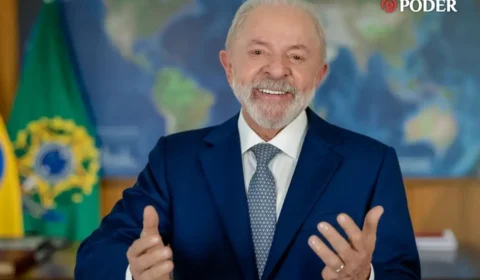 Lula anuncia isenção do IR até R$5 mil e afirma que medida corrige privilégios históricos