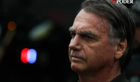 Defesa solicita a Moraes liberação para cirurgia urgente de Bolsonaro