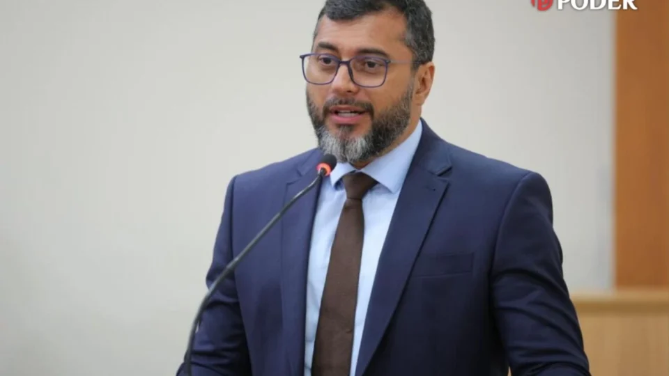 Profissionais da educação do AM receberão abonos do Fundeb de até R$ 16,5 mil, anuncia Wilson Lima