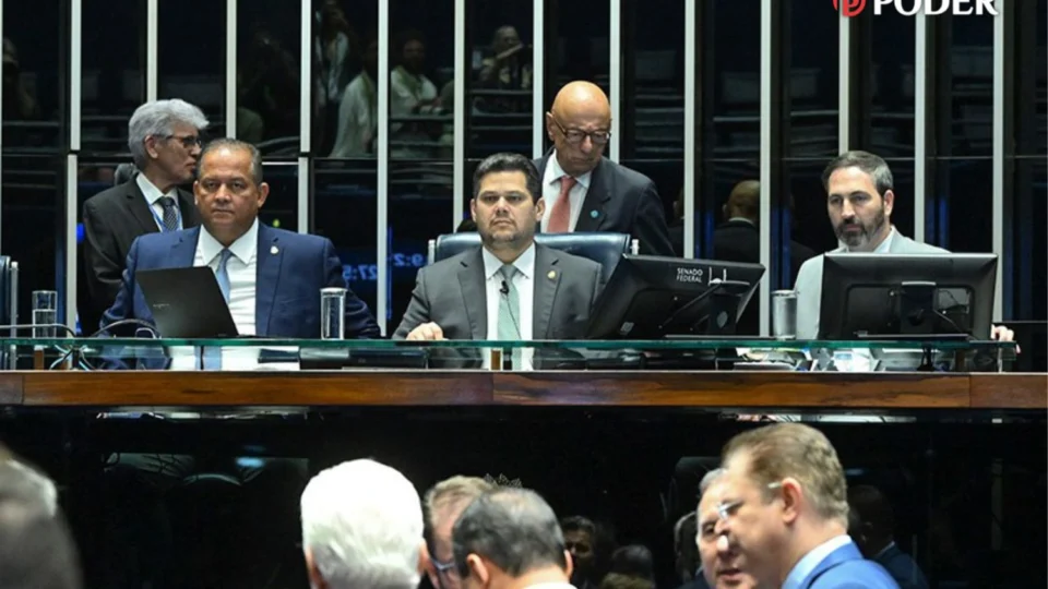 PL da dosimetria é aprovado no Senado por 48 a 25 e vai à sanção presidencial