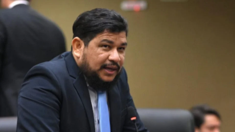 Câmara de Manaus nomeia gestora administrativa interina para gabinete de Bual